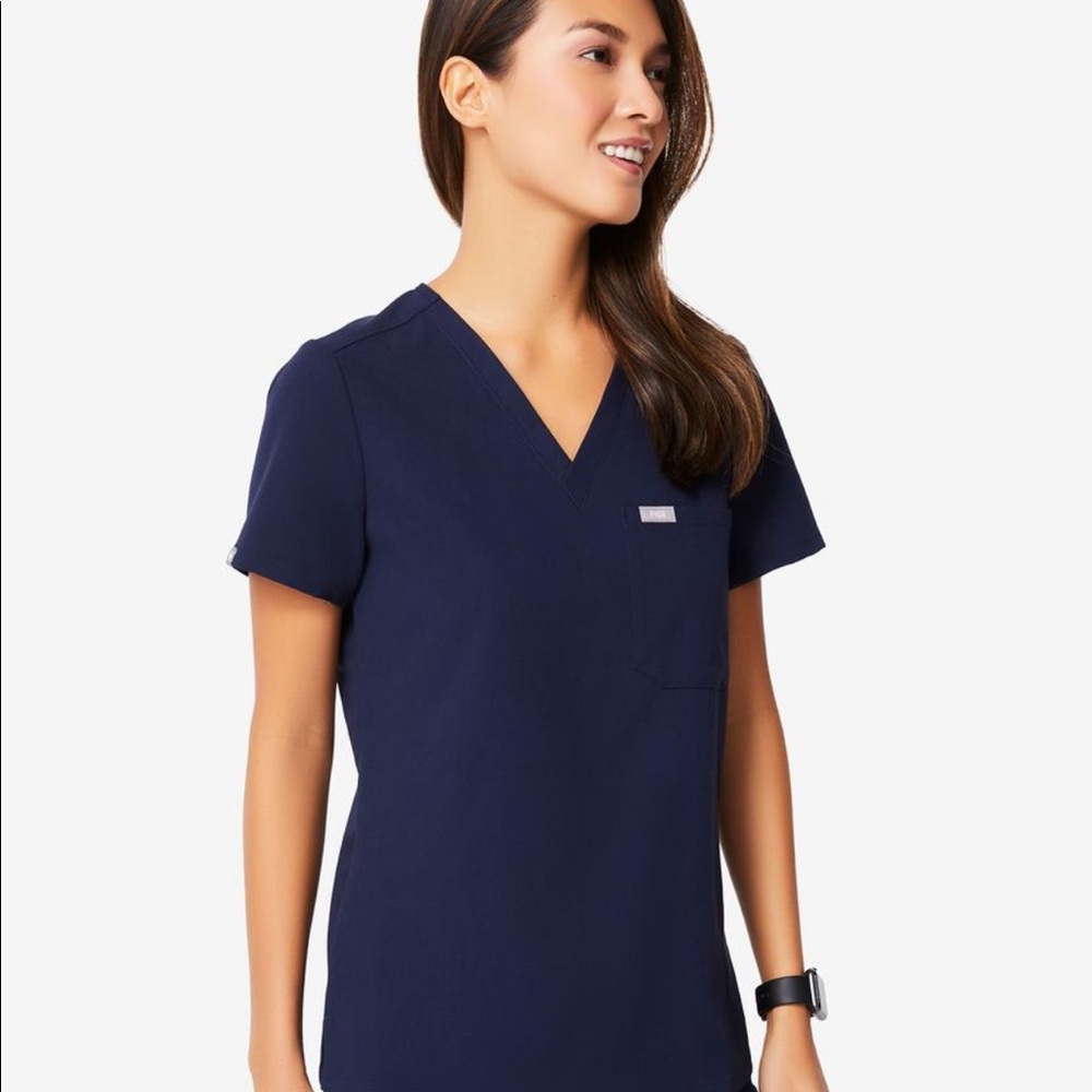 Figs XL Navy Catarina One pocket scrub top